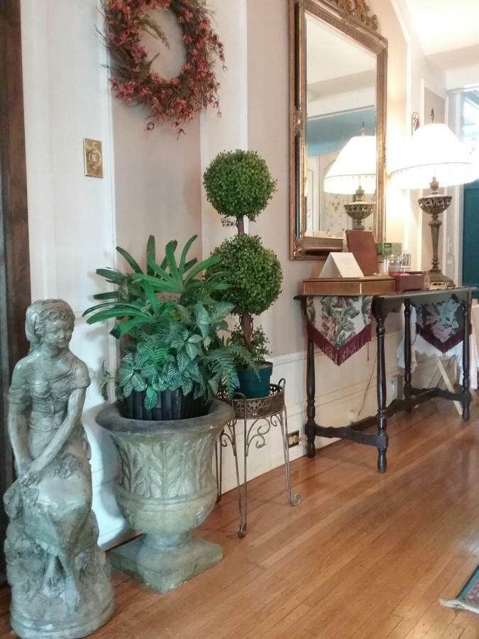 ניאגרה פולס Hanover House Bed And Breakfast מראה חיצוני תמונה